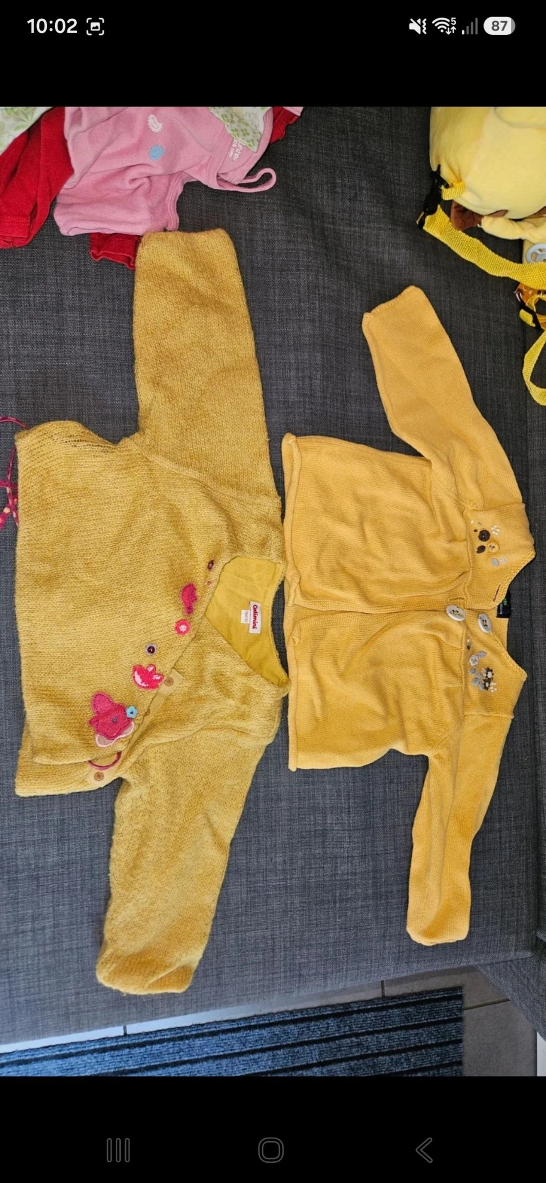 Lot gilet 18 mois en bon état – photo 2